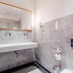 Hotel Maison Haas Hustinx & 4*