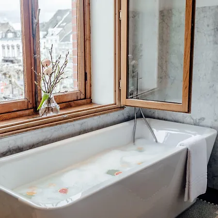 Maison Haas Hustinx & 4*