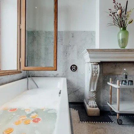 Maison Haas Hustinx & Hotel 4*