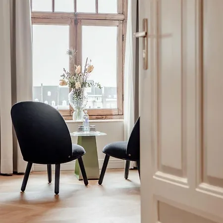 Maison Haas Hustinx & 4*