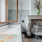 Maison Haas Hustinx & Otel 4*