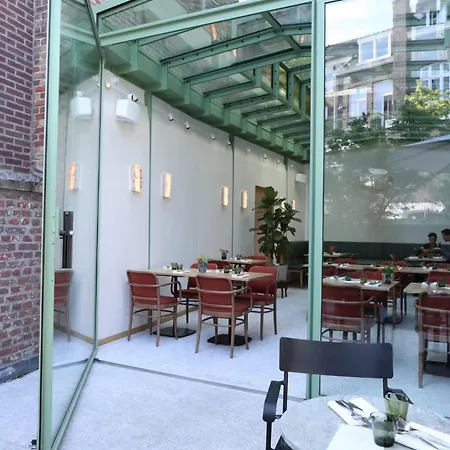 Maison Haas Hustinx & Hotel 4*