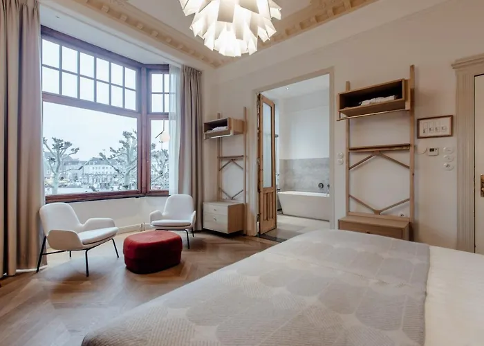 Maison Haas Hustinx & 4*